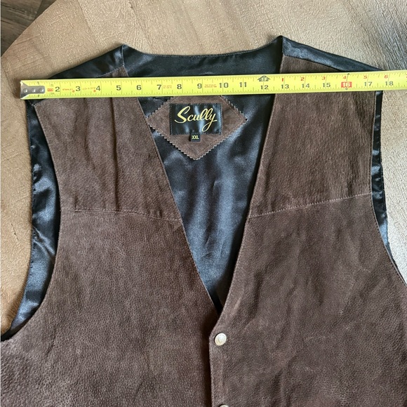 Scully Suede Vest - Great Condition/Adjustable - Size XXL - Picture 7 of 8